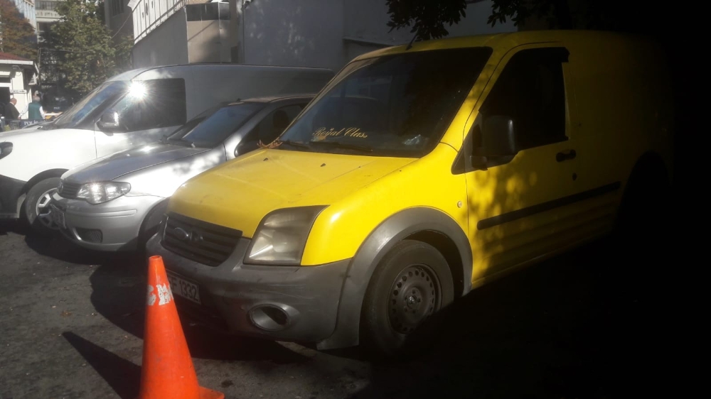 İstanbulda Servis Dolandırıcılarına Operasyonu: 30 Gözaltı