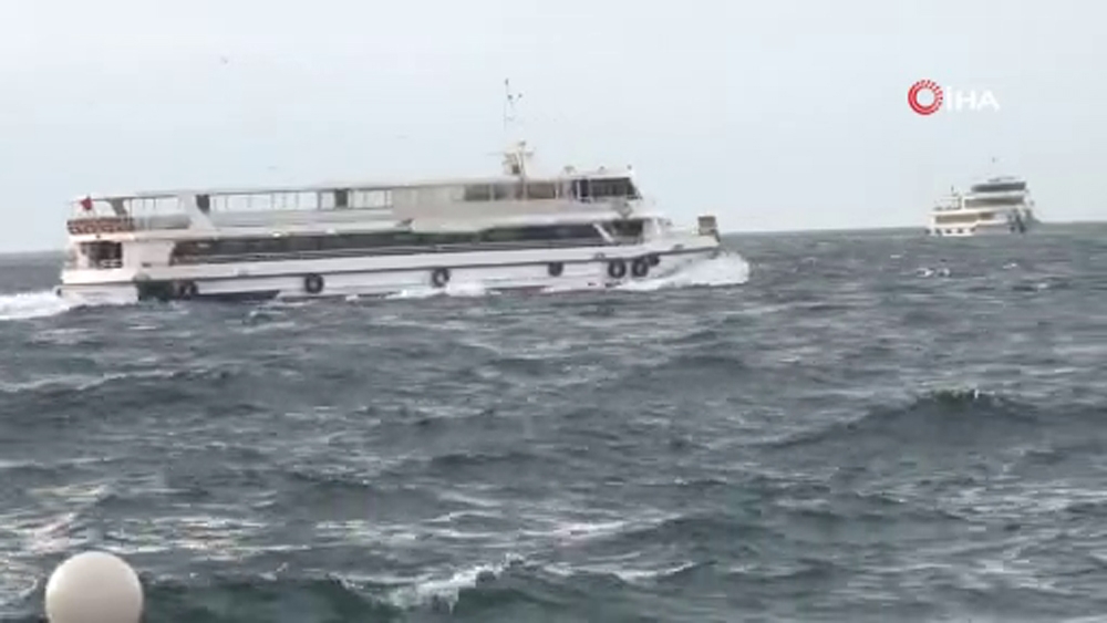 İstanbulda Şiddetli Rüzgar Hakim