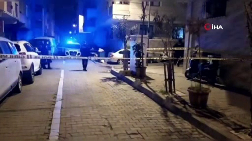 İstanbul’da silahlı çatışma kamerada