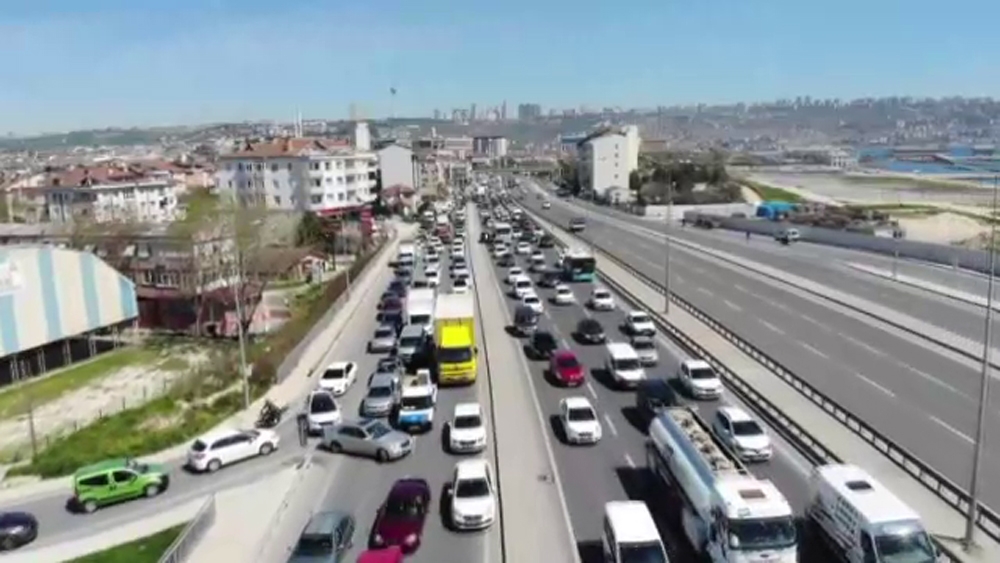 İstanbul’da sokağa çıkma yasağı öncesi dev denetim