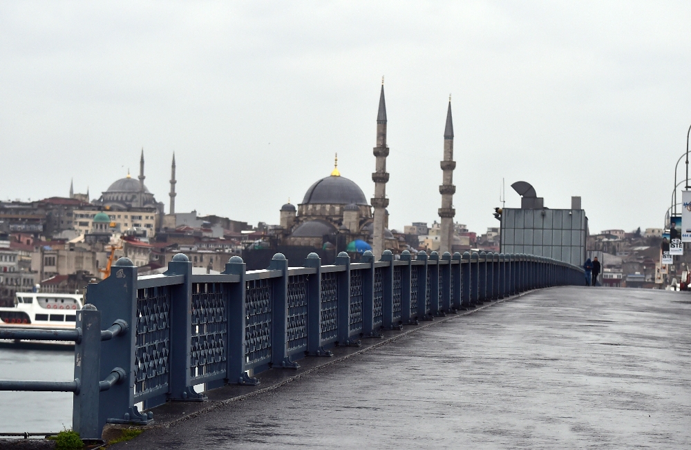 İstanbul’da sokaklar boş kaldı