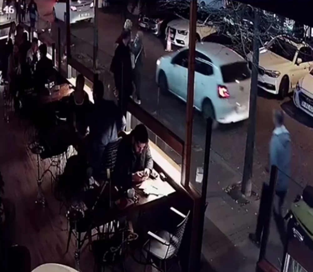 İstanbulda Şoke Eden Olay Kamerada