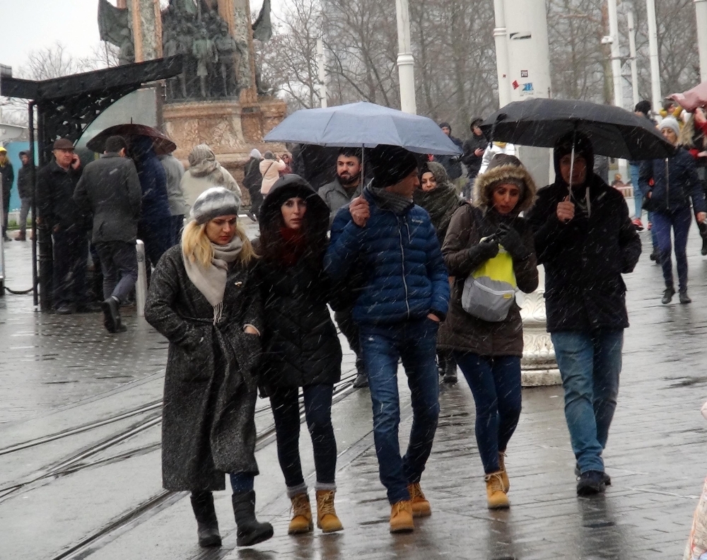 İstanbul’da yağmur etkili olacak