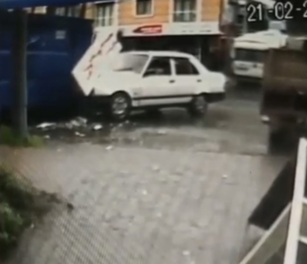 İstanbul’da yaşanan feci kazalar kamerada