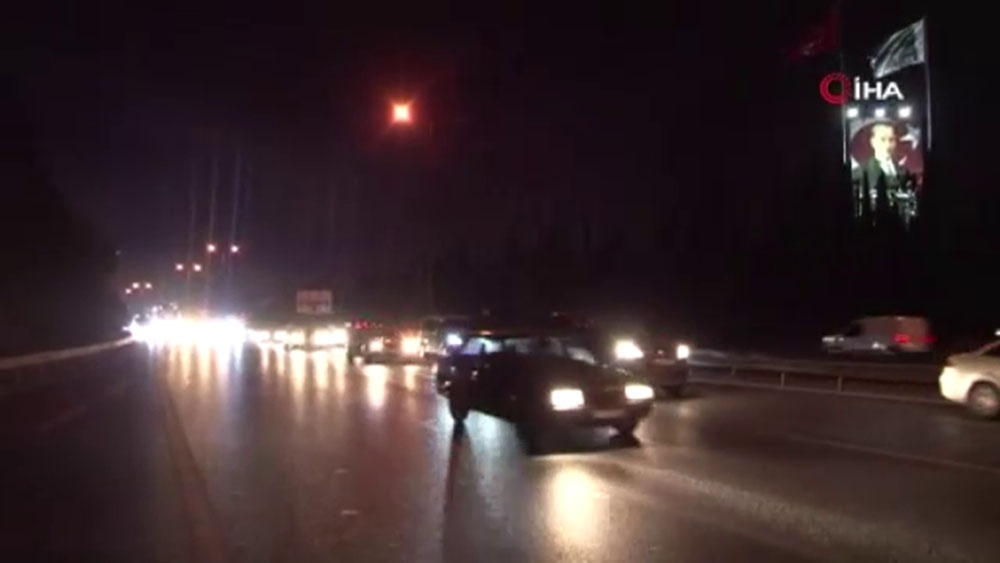 İstanbul’dan bayram trafiği devam ediyor