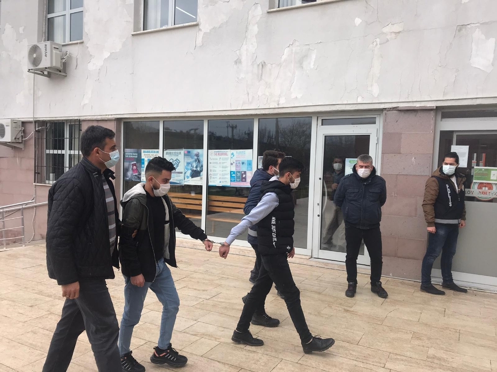 İstanbul’dan gelip Tekirdağ’da FETÖ yalanıyla yaşlı kadını 315 bin lira dolandırdılar