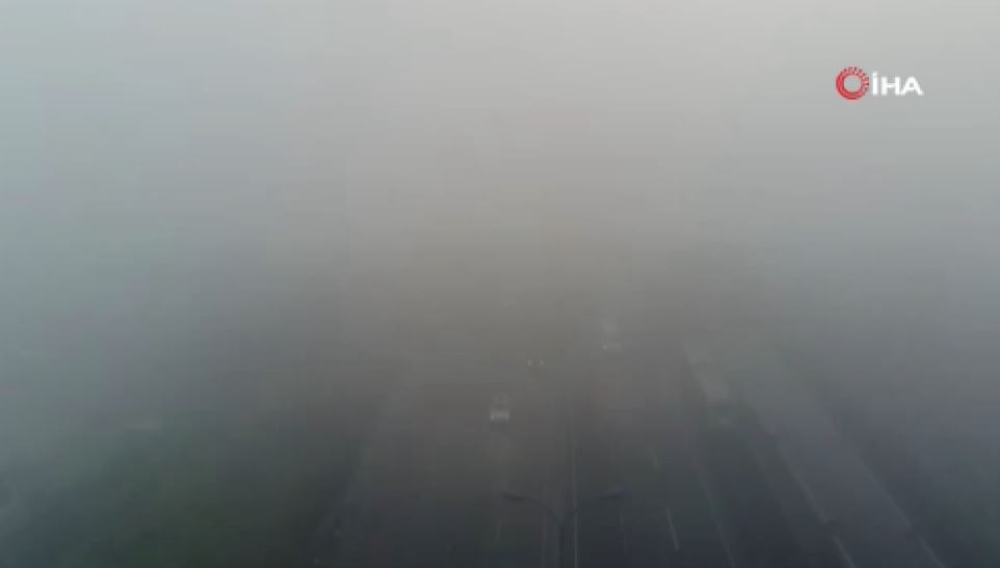 İstanbullular Güne Sisle Uyandı