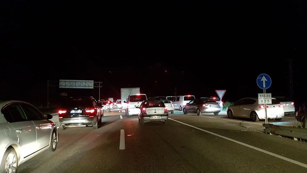 İstanbulluların dönüş çilesi gece de devam etti