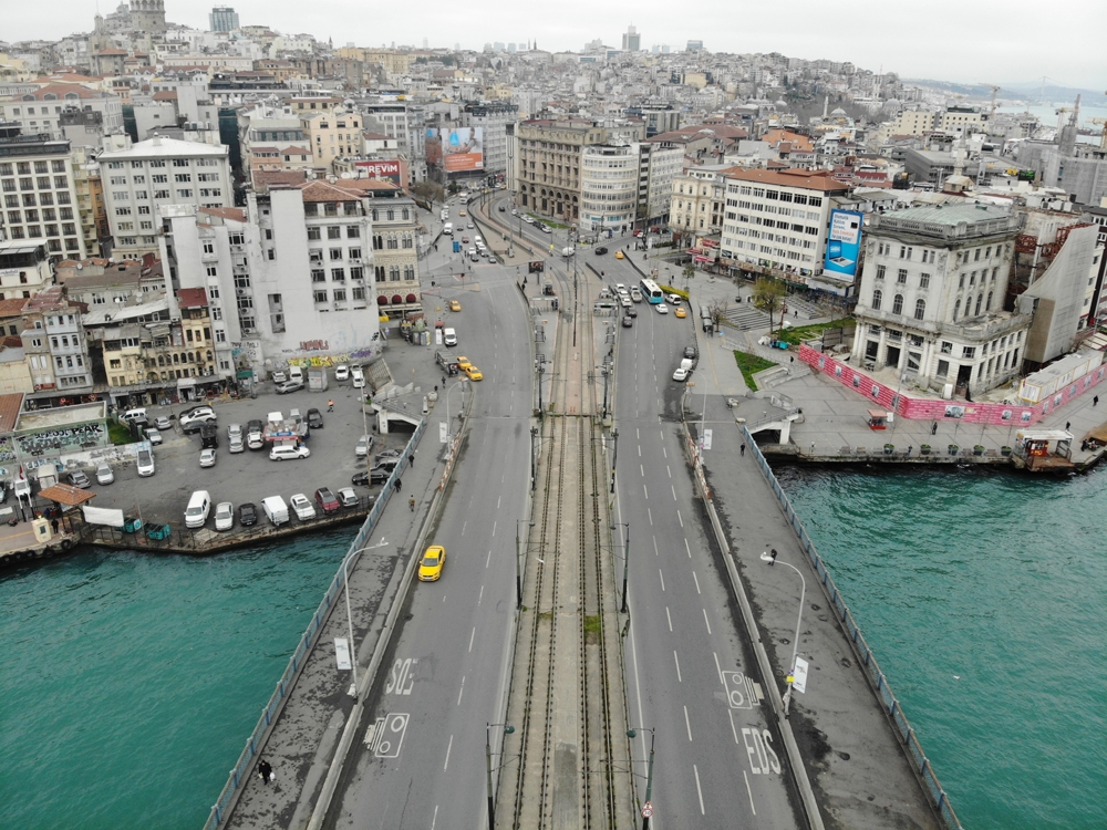 İstanbul’un sembol noktalarında sessizlik hakim