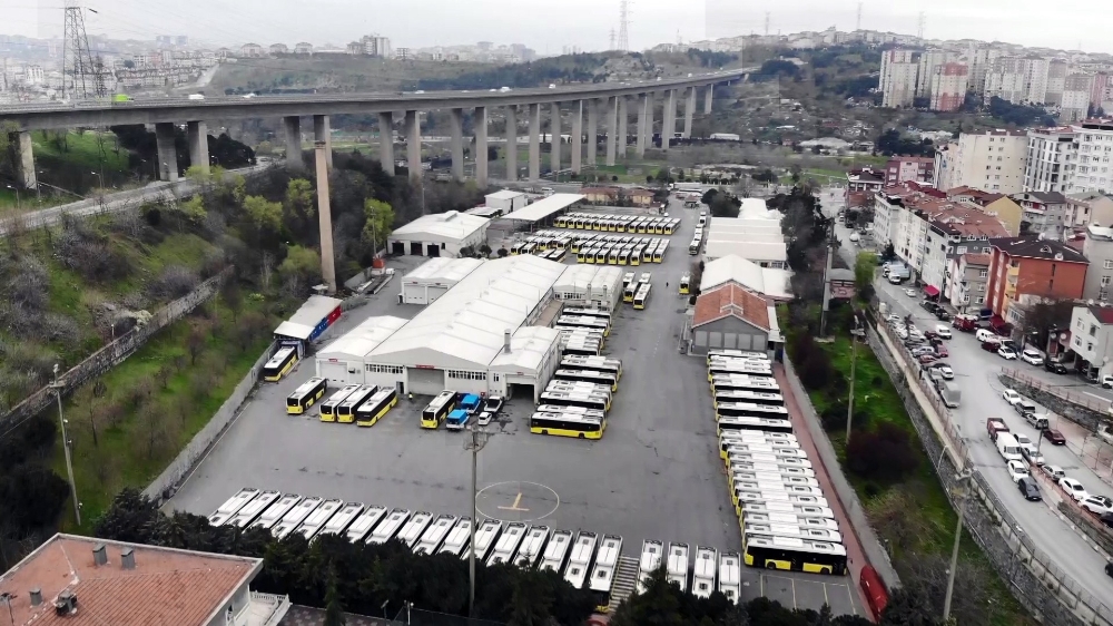 İşte İETT garajlarındaki seferlerden çekilen otobüsler