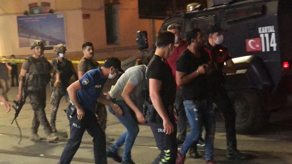 İstiklal Caddesi’nde korku dolu anlar yaşatan şahıs gözaltına alındı