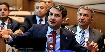 İYİ Parti İstanbul'da çöktü! İbrahim Özkan ve 5 İBB Meclis üyesi istifa etti