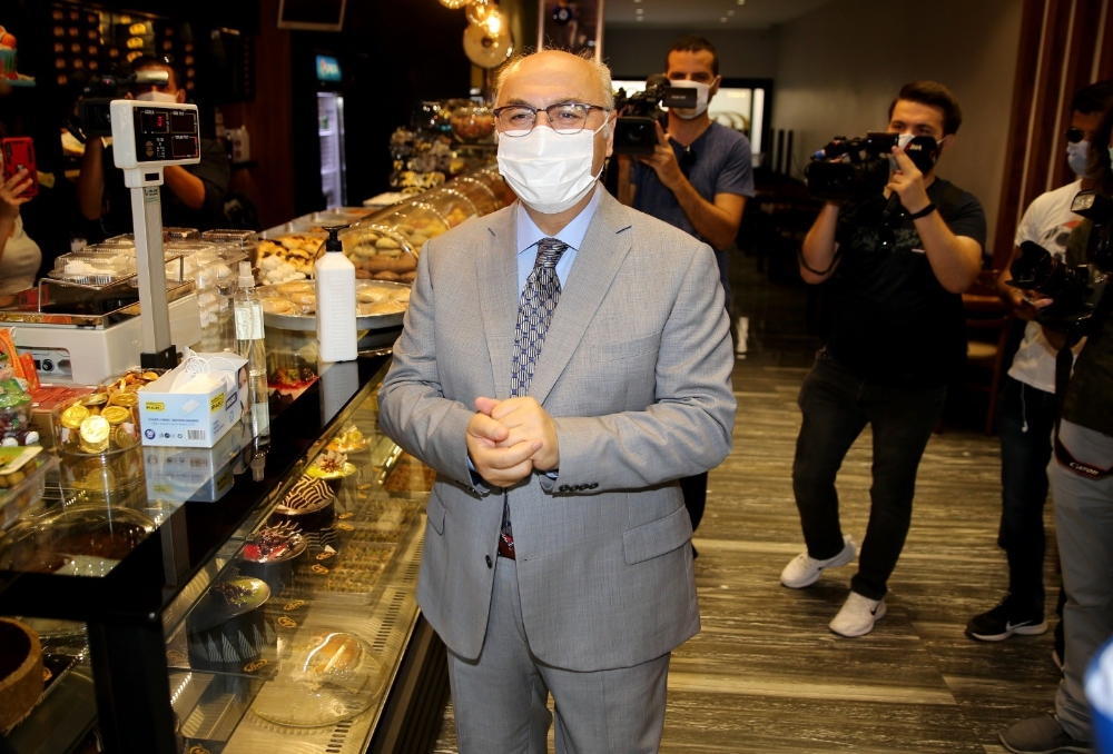 İzmir Valisi Köşger: “İzmir’de istatistikler 1 ay öncesine göre daha kötü”