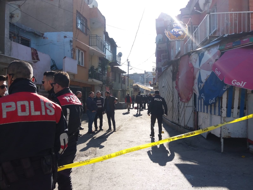 İzmirde 10 Kişinin Yaralandığı Çatışmanın Sebebi Belli Oldu