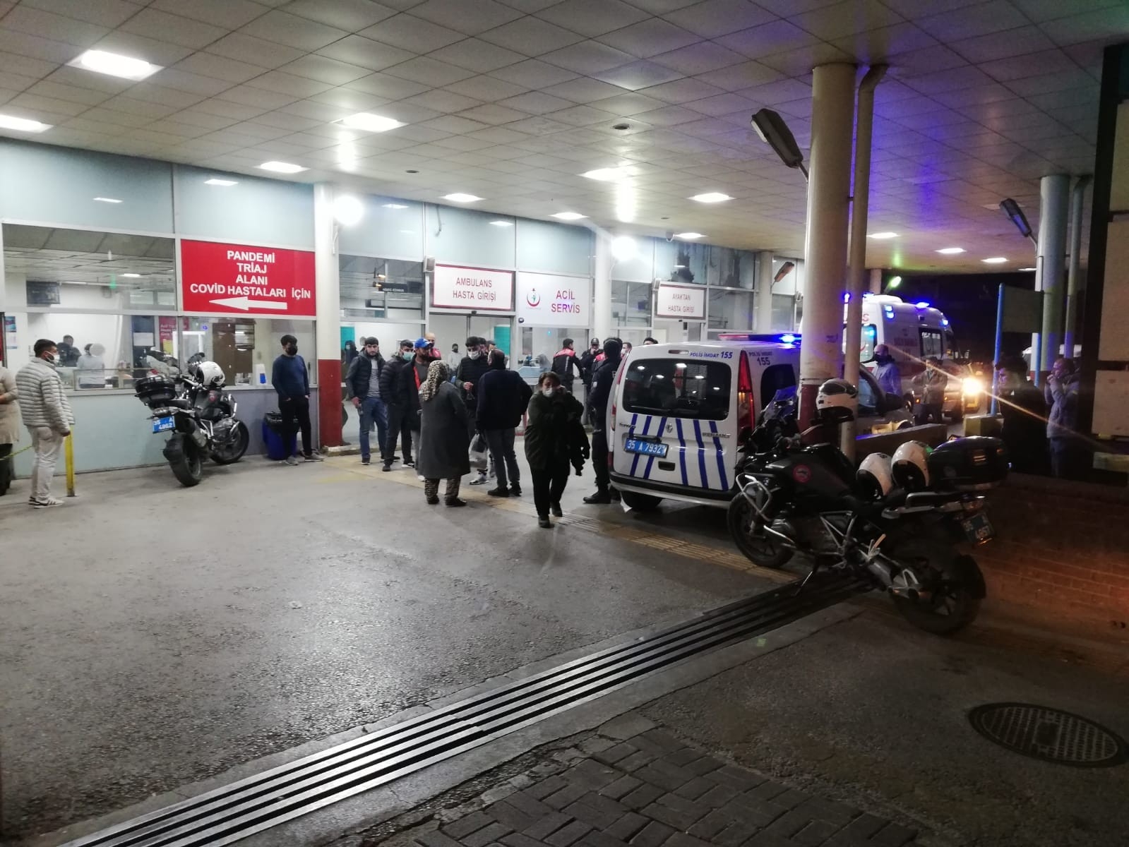 İzmir’de akrabalar arasında bıçaklı kavga: 1 ölü