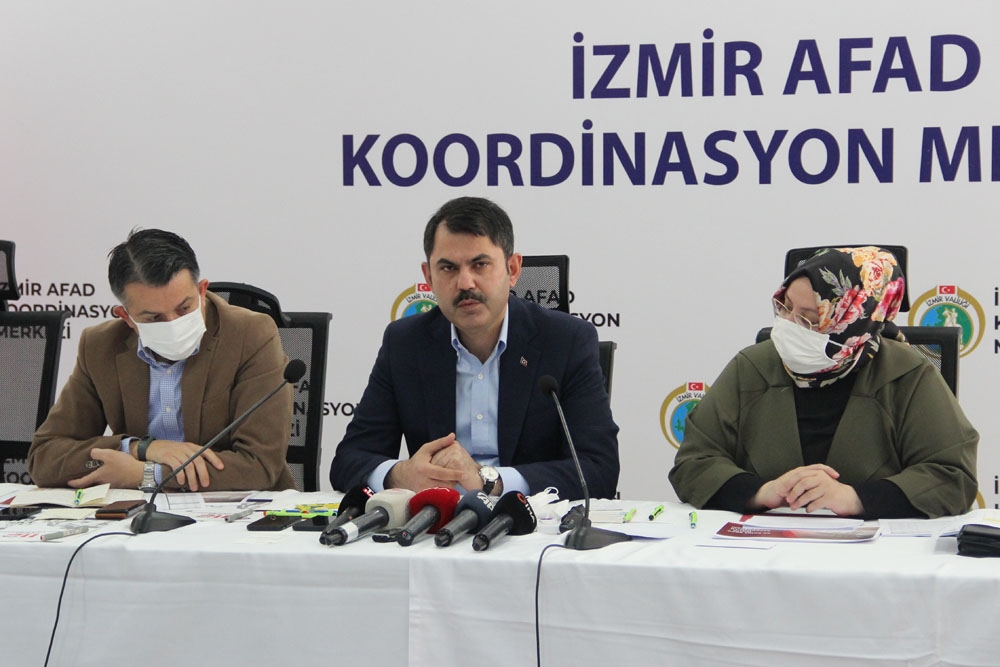 İzmir’de can kaybı 83 oldu