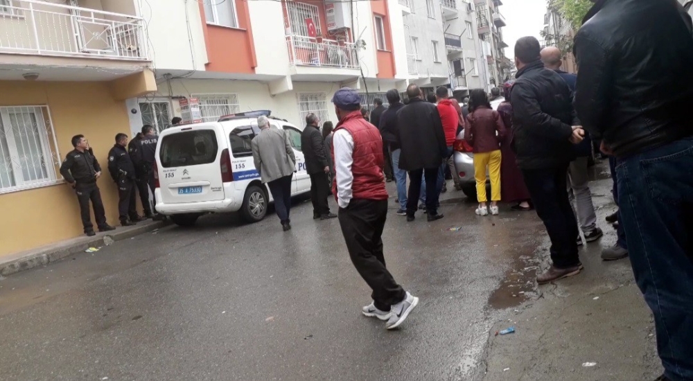 İzmirde Korkunç Olay: Daha Sonra Polise Teslim Oldu