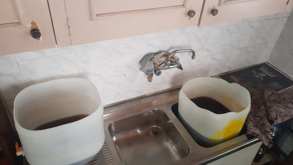 İzmir’de sahte içki imalathanesine baskın: 2 gözaltı