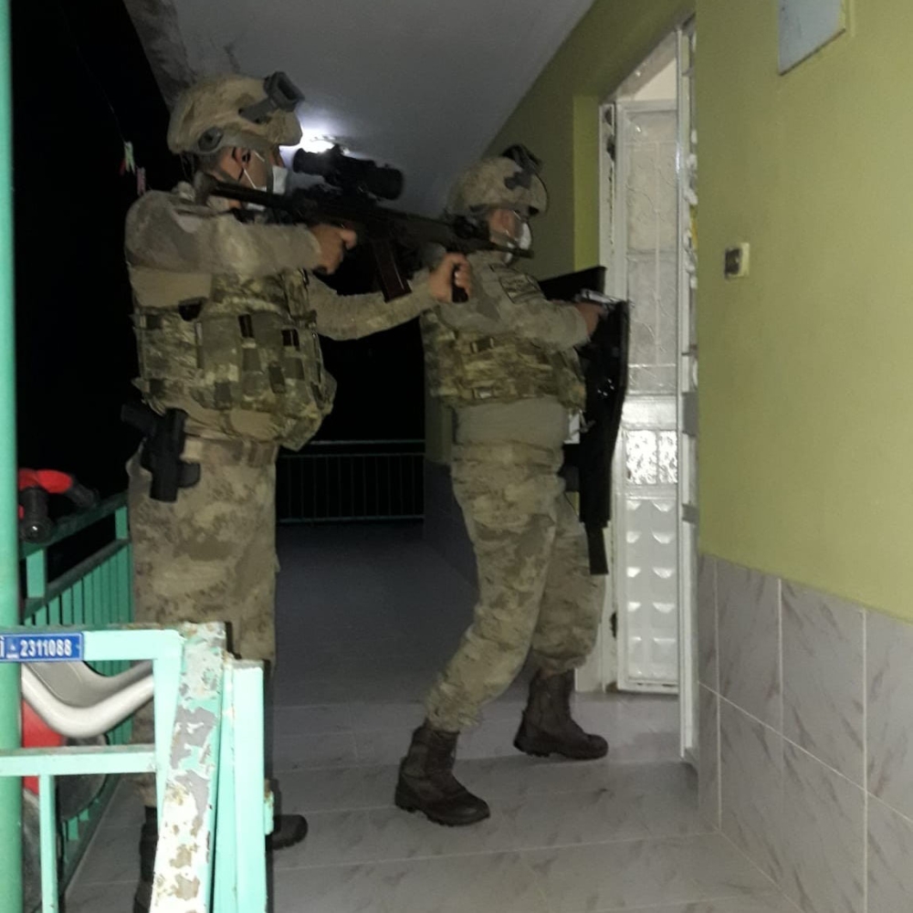 Jandarmadan DAEŞ baskını