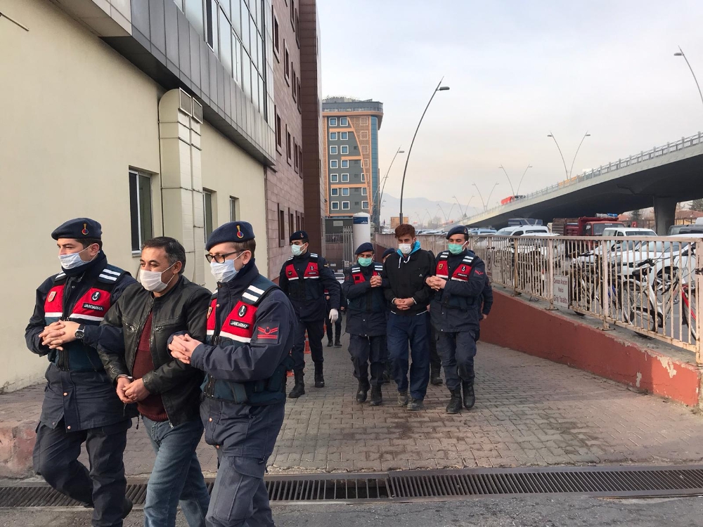 Jandarmadan DEAŞ operasyonu: 7 gözaltı
