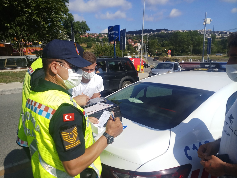 Jandarmadan helikopter destekli trafik ve asayiş uygulaması