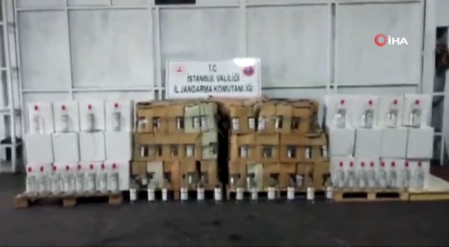 Jandarmadan sahte içki operasyonu: 2 ton etil alkol ele geçirildi