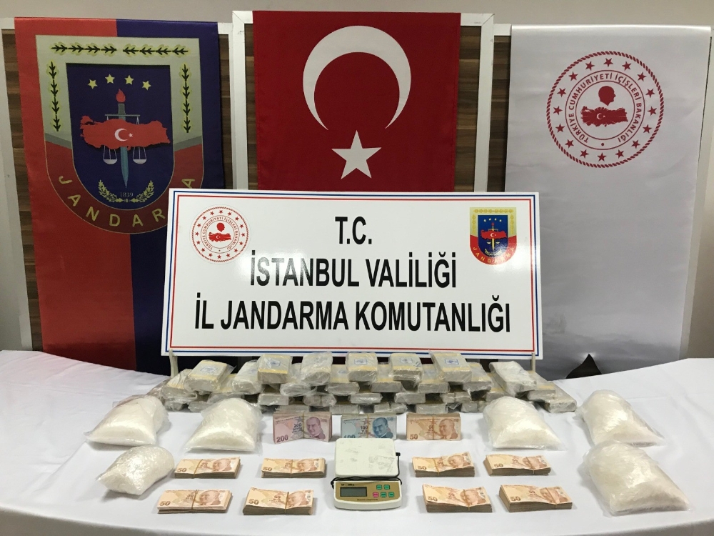 Jandarmadan zehir tacirine sosyal medya takibi