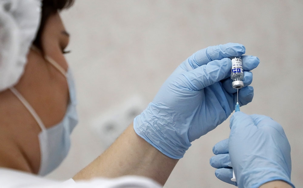 Japonya’da 2 doz Covid-19 aşısı yaptıran sağlık çalışanı korona oldu