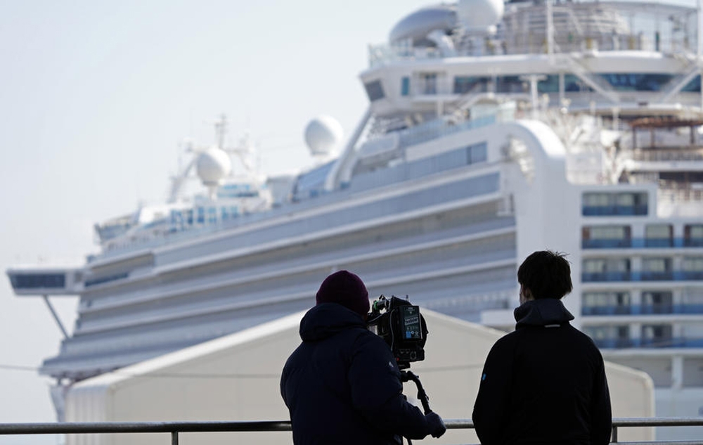 Japonya’daki yolcu gemisinden 1 kişi daha hayatını kaybetti