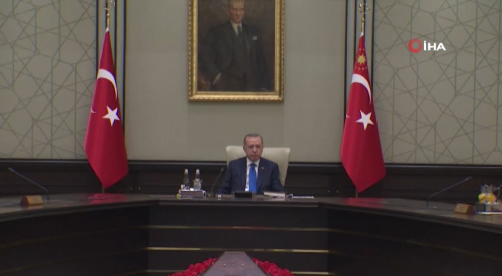 Kabine korona virüs gündemiyle toplanıyor