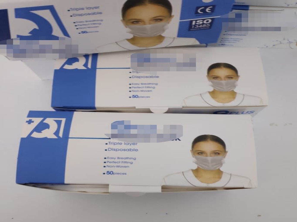 Kaçak maske üretimi yapılan atölyelere baskın: 50 bin maske ele geçirildi