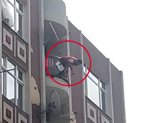 Kadını önce dövdü, sonra intihara kalkıştı