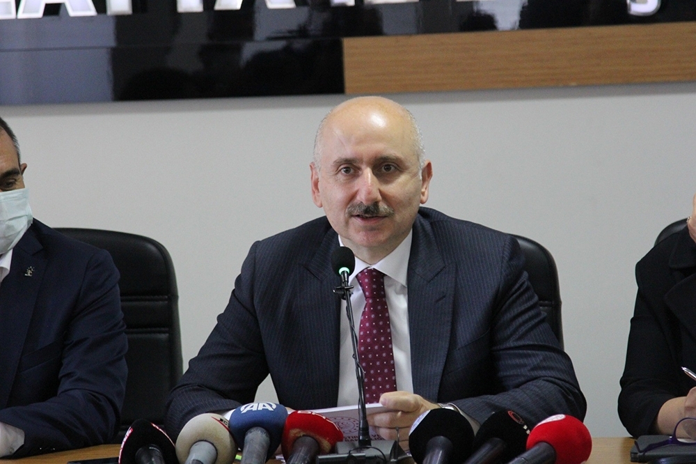 “Kağıthane-İstanbul Havalimanı metro hattının Nisan 2021’de açılacak