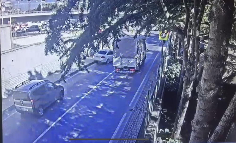 Kağıthane’de “makas” terörü kazası: 4’ü çocuk 6 yaralı
