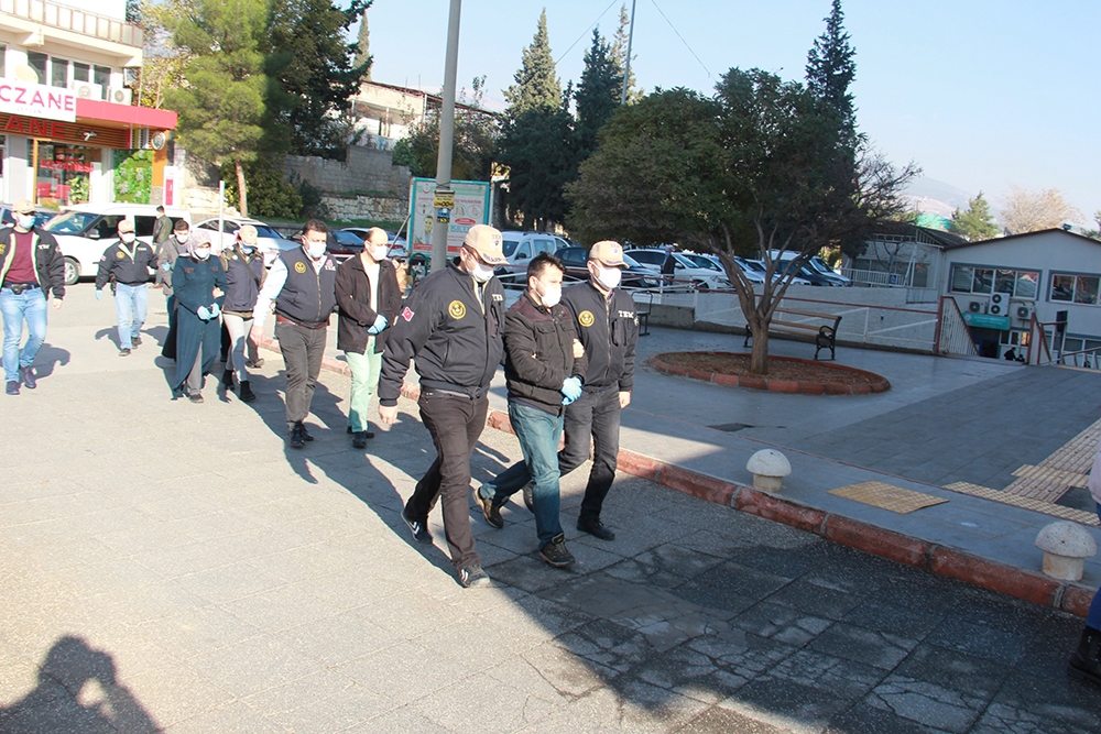 Kahramanmaraş’ta FETÖ operasyonuna 5 gözaltı
