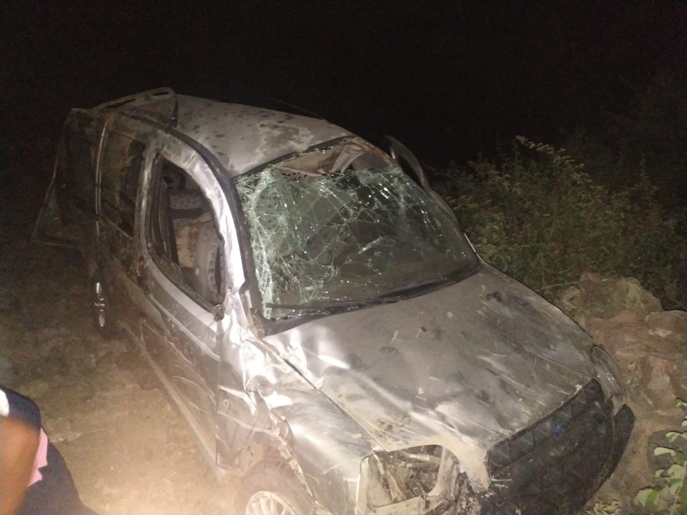 Kahramanmaraş’ta hafif ticari araç uçuruma yuvarlandı: 1 ölü, 5 yaralı