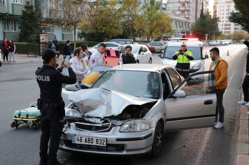 Kahramanmaraşta Trafik Kazaları: 7 Yaralı