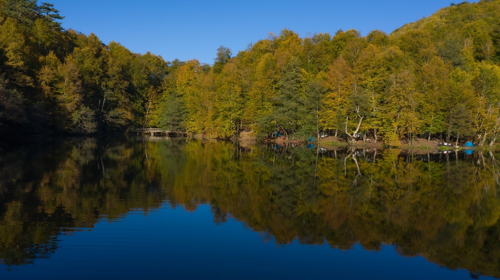 Kalp şeklindeki göl böyle görüntülendi