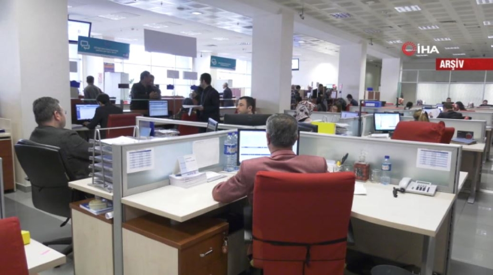 Kamuda çalışanların mesai saatleri yeniden düzenlendi