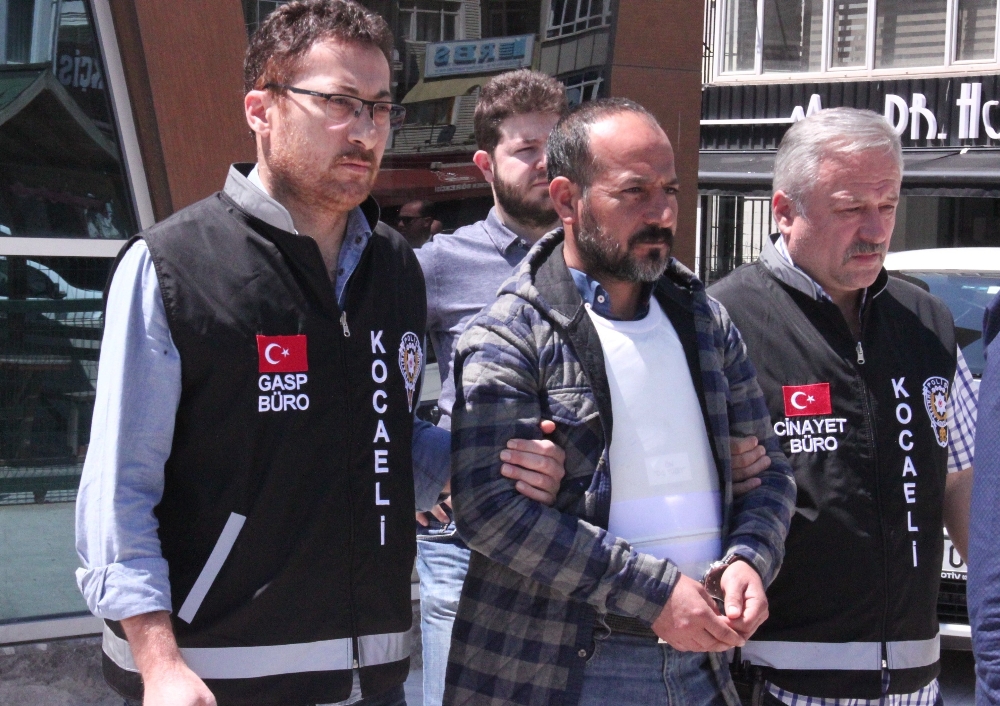 Kan Donduran Mektup: “Senin Canına Karşılık Bir Ceza Kesiyorum”