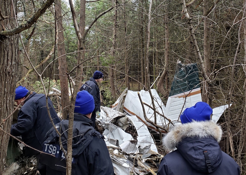 Kanadada Küçük Uçak Düştü: 7 Ölü