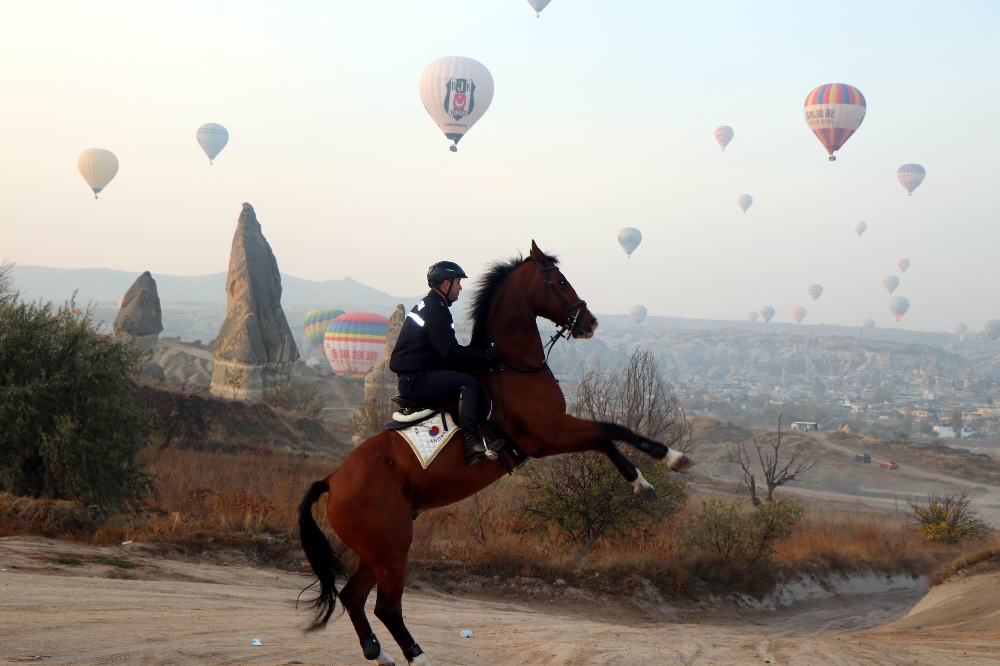 Kapadokya’da balonlar gökyüzü ile yeniden buluşuyor