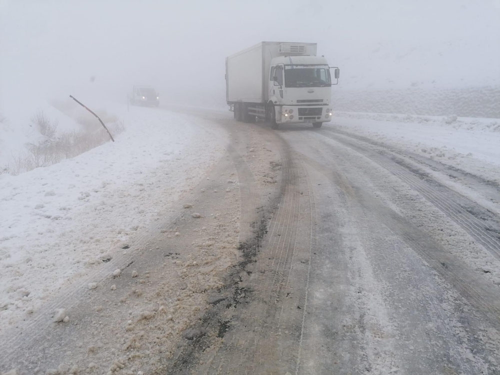 Kar Yağışı Tuncelinin Yüksek Kesimlerinde Etkili Oldu