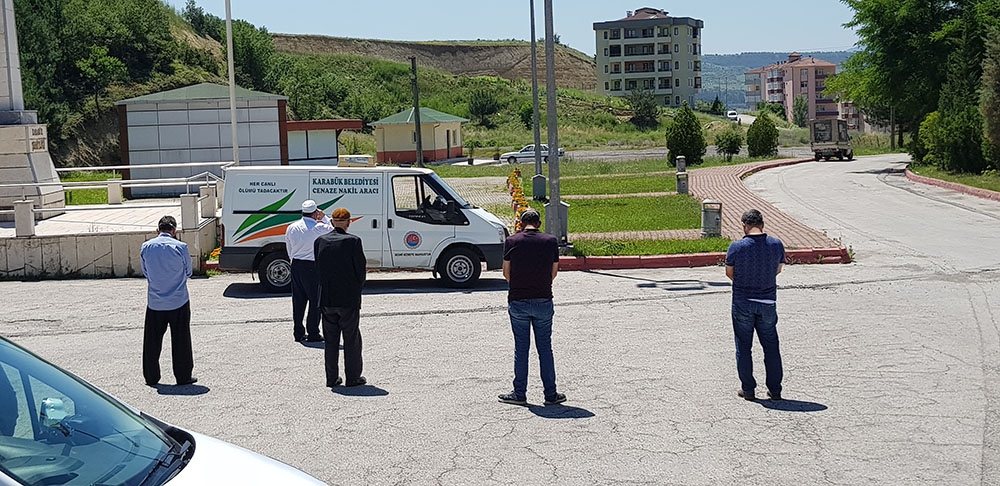 Karabük’te korona virüsten 2 kişi hayatını kaybetti