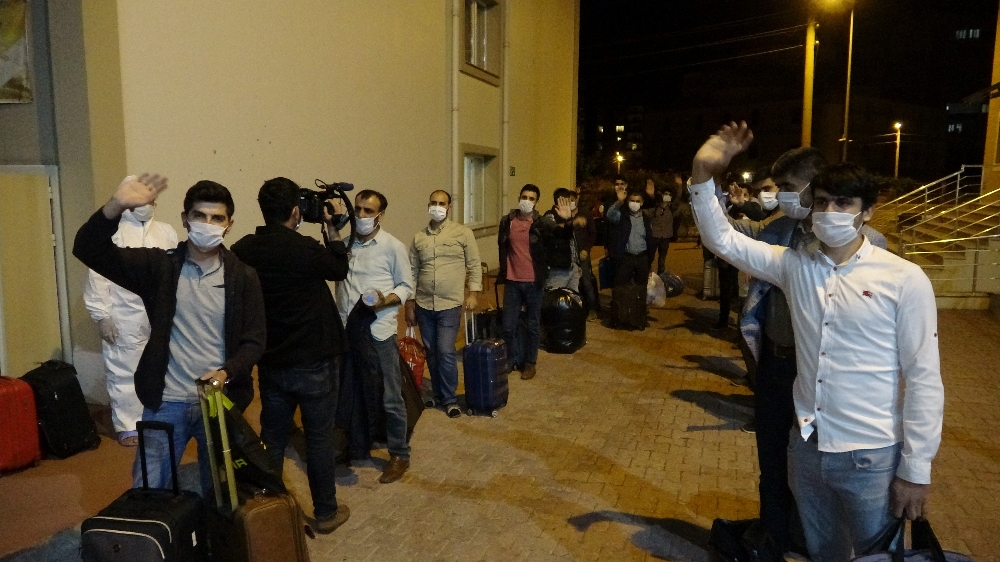 Karantina altında olan 274 kişi bayramı evlerinde geçirecek