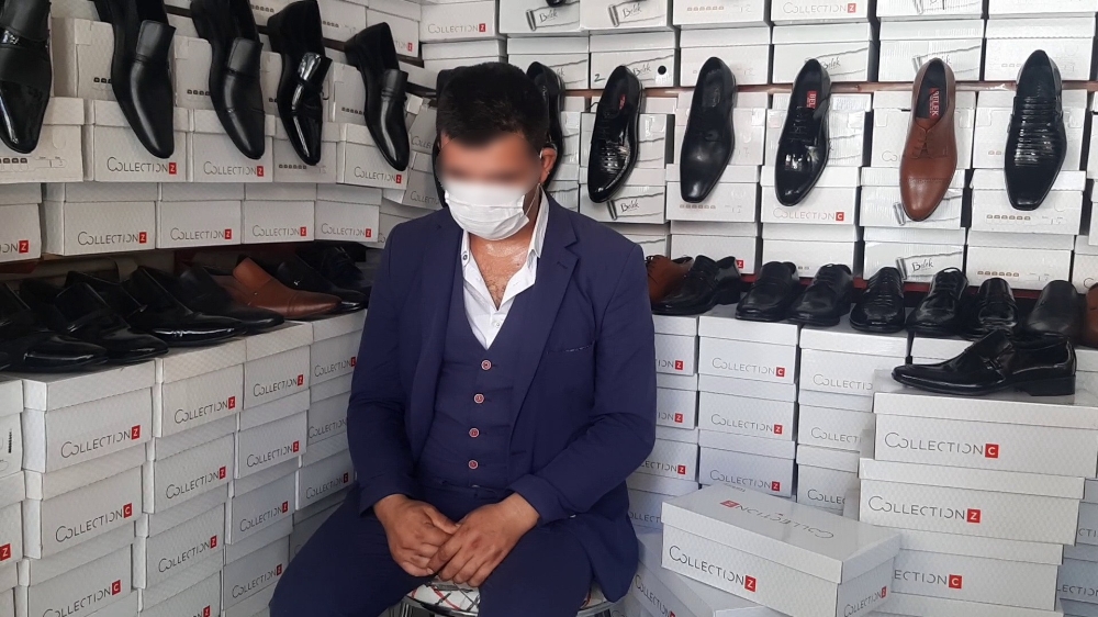 Karantinadan ikinci defa kaçıp alışveriş yaptı