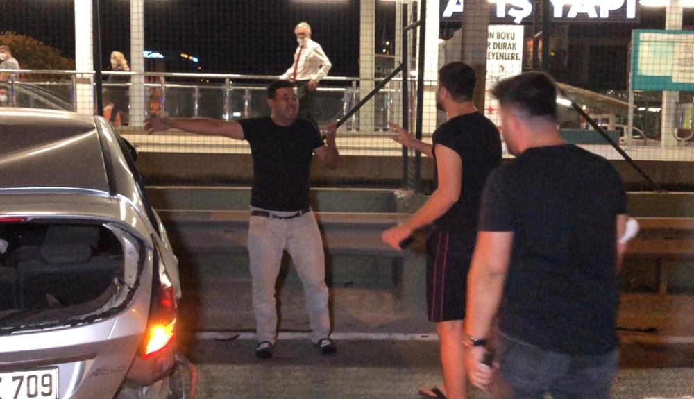 Kardeşinin otomobilini gördü 