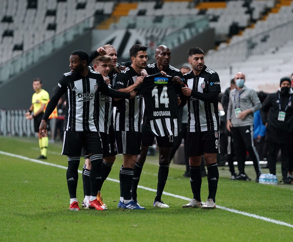 Kartal zirveyi kaybetmek istemiyor