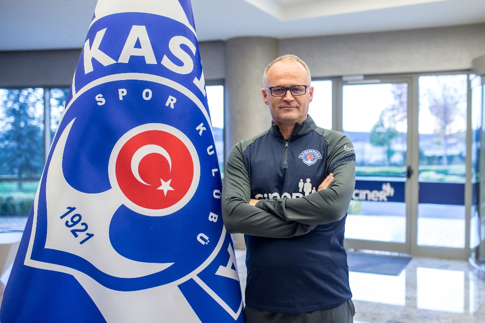 Kasımpaşa’da İrfan Buz istifa etti