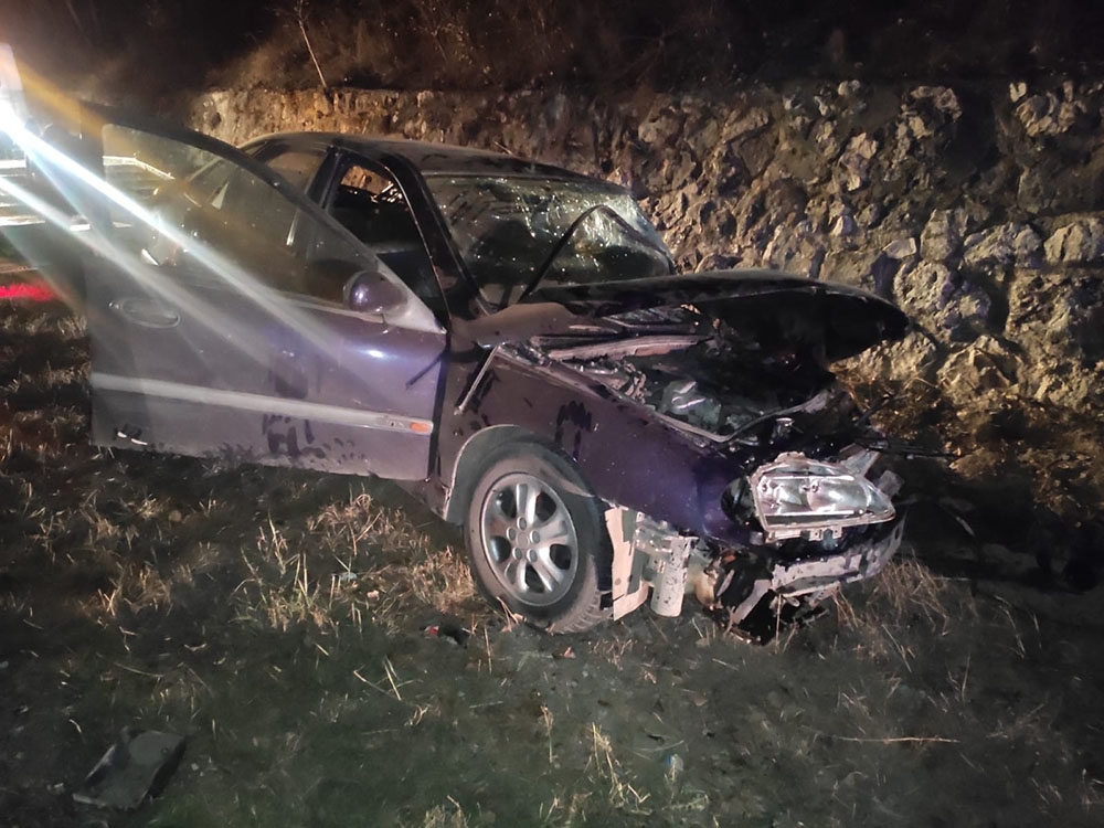 Kastamonu’da minibüs ile otomobil çarpıştı: 10 yaralı